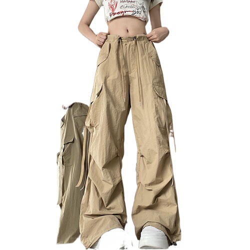 Khaki-colored European-style trendy cargo pants for women—spring edition, featuring an edgy American 