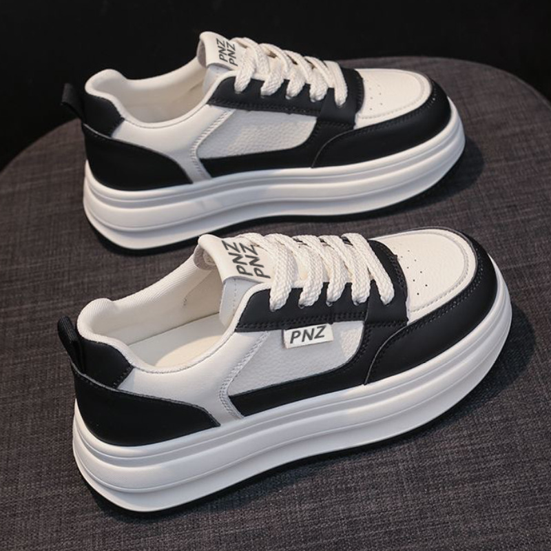 Zapatos blancos de suela gruesa para mujeres 2025 nuevos muffins de otoño zapatos deportivos transpirables para estudiantes casuales con suela suave aumentando la altura de los zapatos de skate image 9