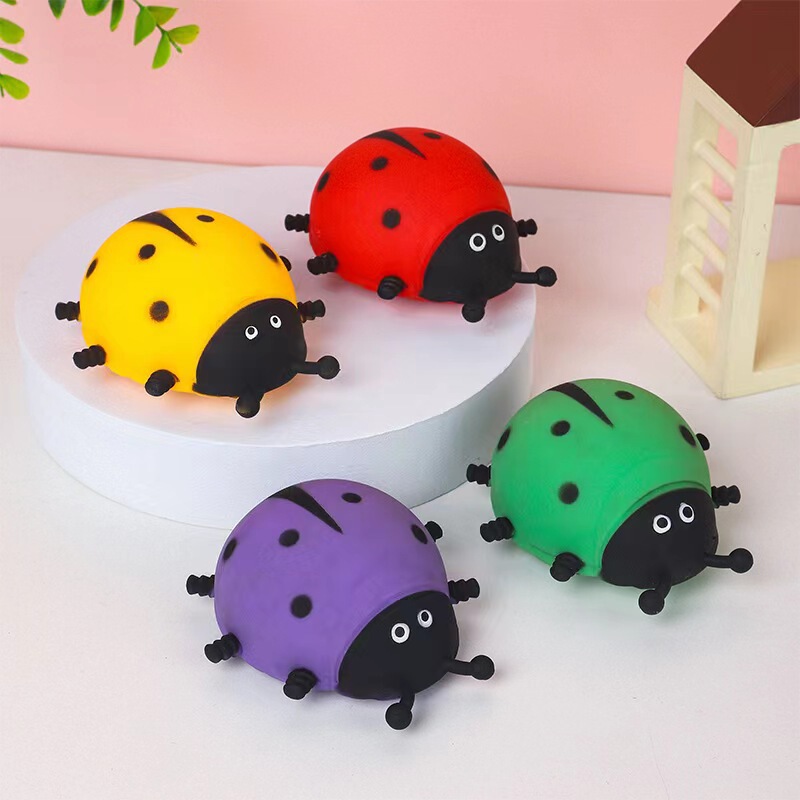 Creative flour seven-star ladybug simulation children's vent decompression ball pinch music decompression artifact insect slow rebound