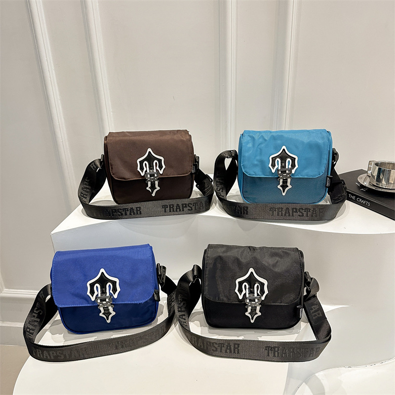 外贸斜挎包男潮流多功能邮差包耐磨潮流户外旅行单肩包女热卖推荐