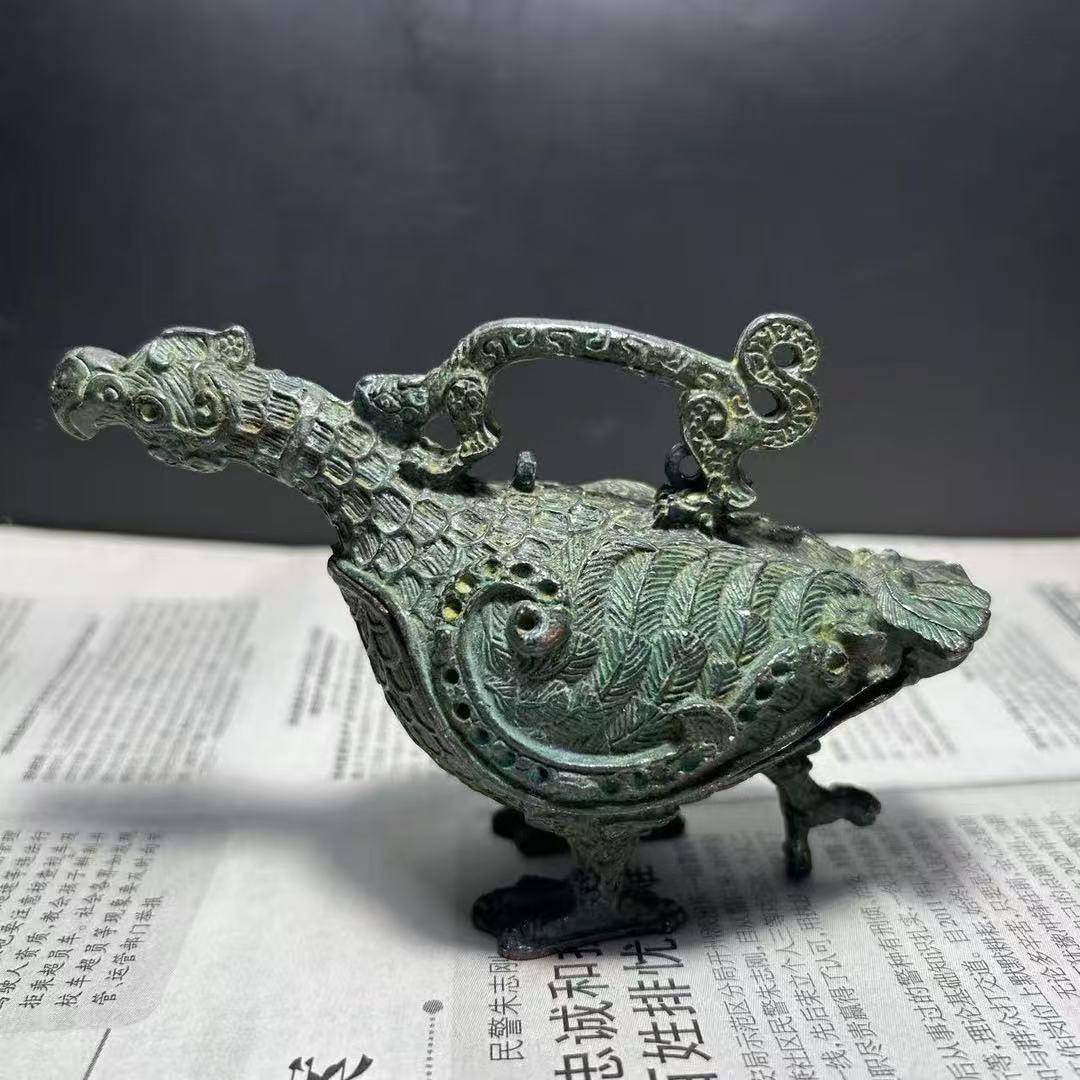 山西晋侯鸟尊古摆件青铜器酒器铜家居工艺品博古架古玩收藏