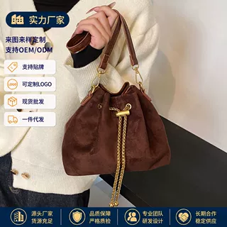 复古抽绳水桶包PU磨砂单肩包时尚百搭斜挎包约会逛街手提包通勤包