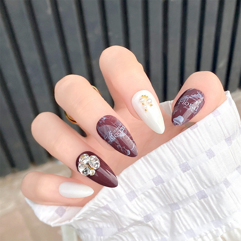 European and American Popular Retro Literary Almond Nails, Diamond-Embellished Burgundy Pure White Romantic Manicure, 24 Pieces of Finished Wearable Nails