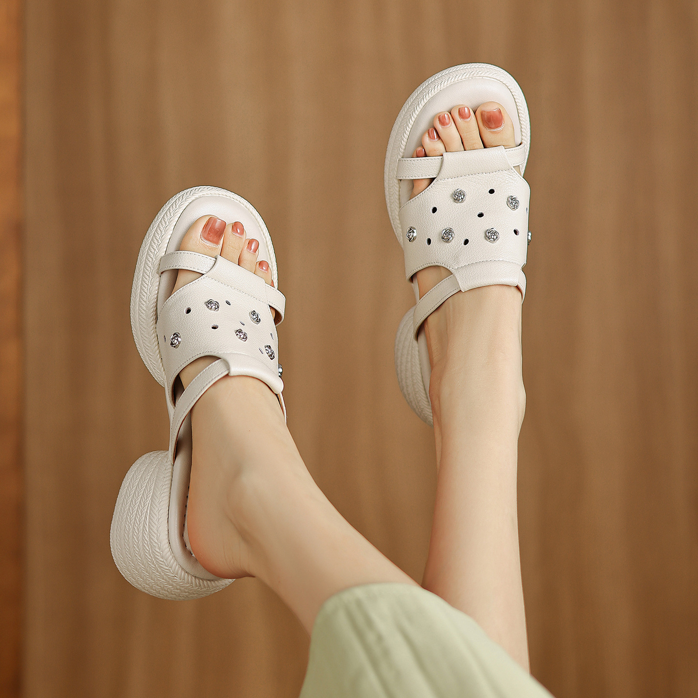 Sandal cao gót nữ hở mũi phong cách hoa, gót 6 cm — màu trắng ngà