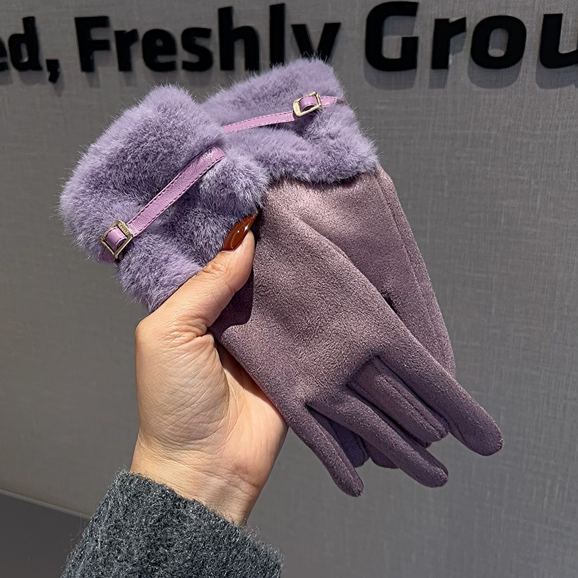 9.211F807B4A-E27A-491A-85EE-92