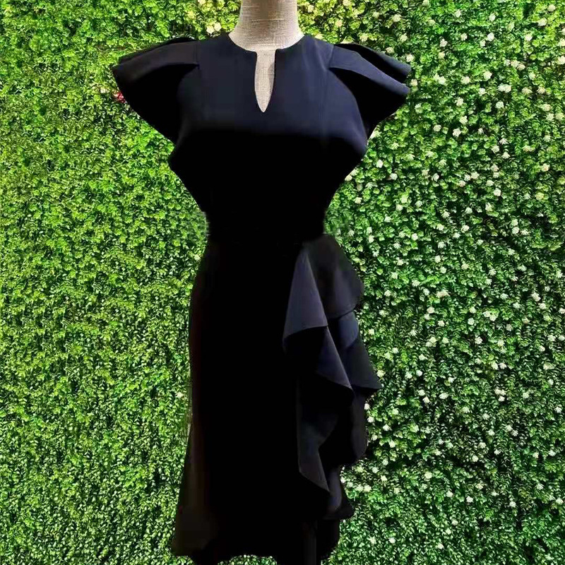 1118 White French Dress Niche Design Three-dimensional Ruffled Irregular Hem Slim-fit Hip dress