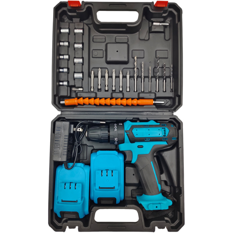 21v pequeño campo pastoral dos electricidad y un traje de carga azul oscuro