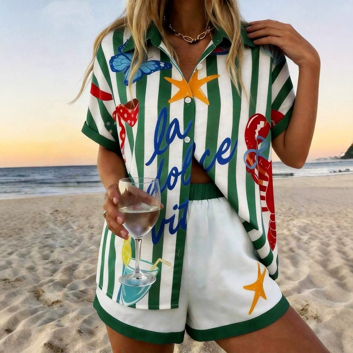 Women's Resort Style Short Sleeve Shirt And Shorts Set - Floral Print Collared Vacation Outfit For Summer_voghion.com