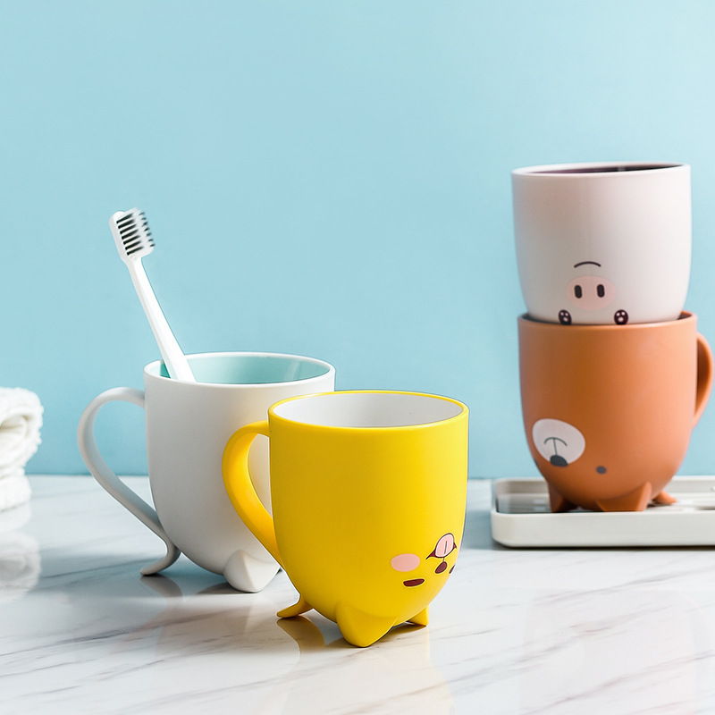 Enjuague bucal de dibujos animados Taza de agua de plástico para el hogar Taza de lavado de dos colores cepillado lindo taza pequeña resistente a la caída engrosada de gran capacidad
