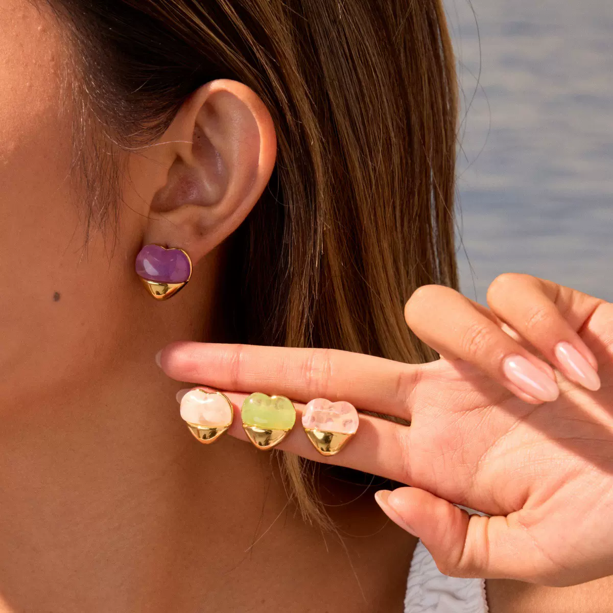 欧美时尚跨境ins甜美爱心形树脂耳钉不锈钢耳饰镀18K金耳饰批发