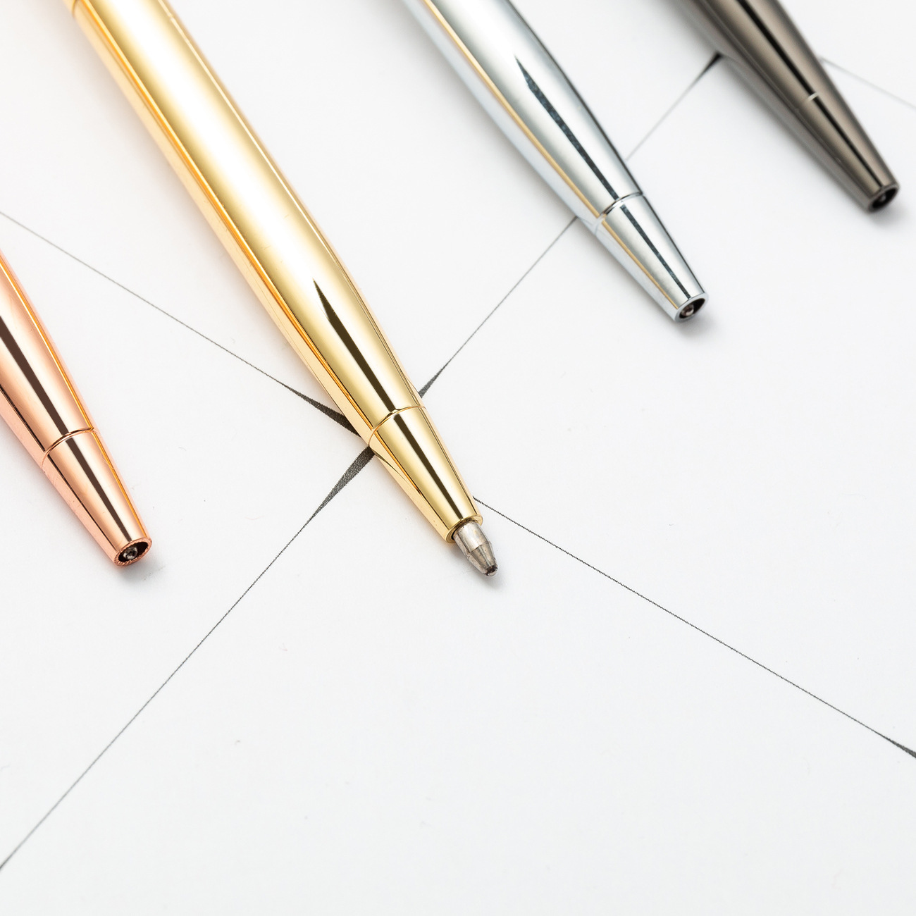 Nuevo estilo de cisne creativo bolígrafo metal bolígrafo neutro bolígrafo de firma bolígrafo logotipo de impresión de regalo