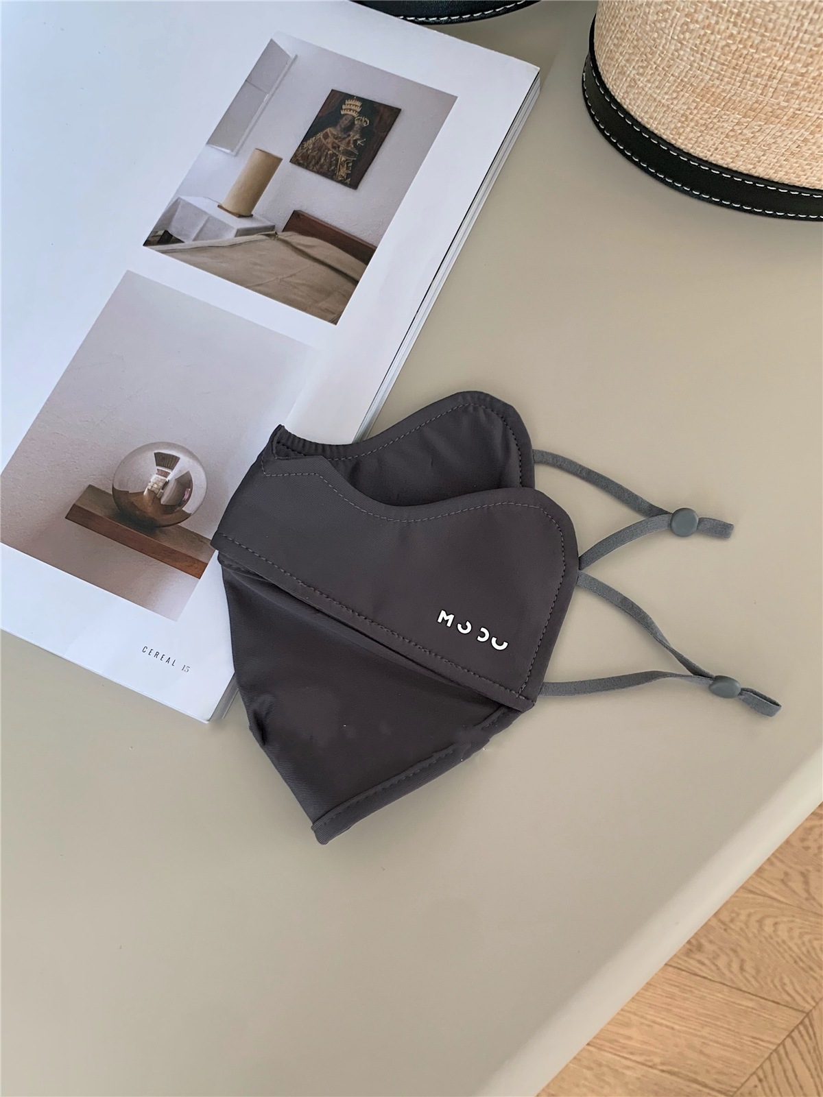 Seagull type - carbon gray