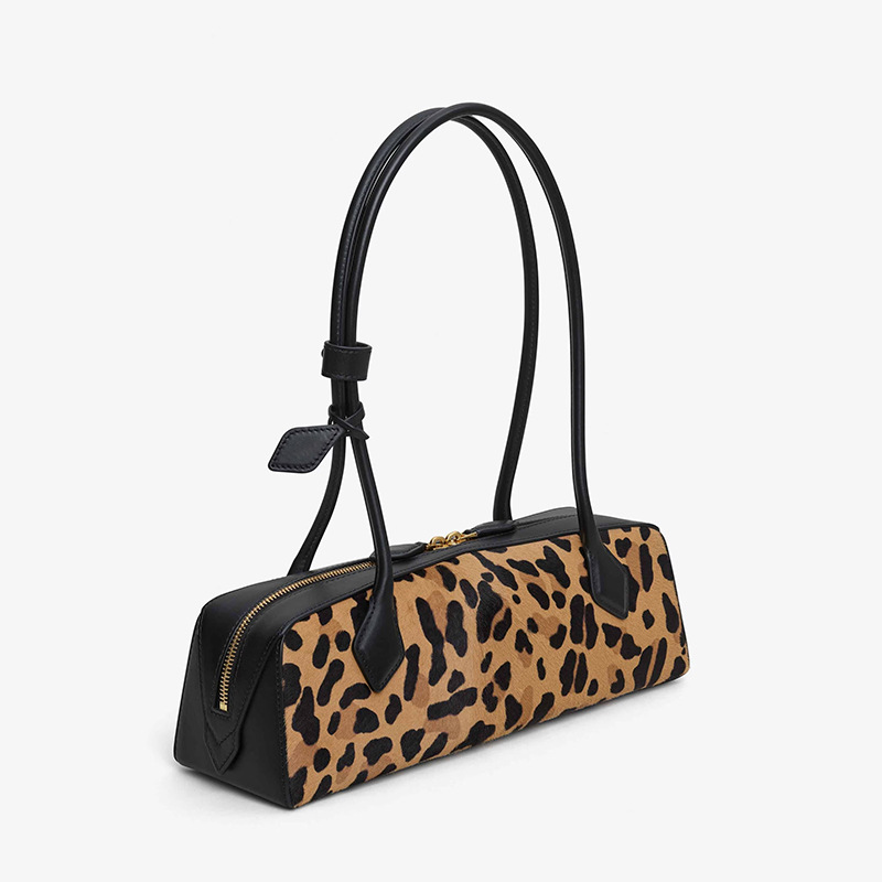 Fashionable Women's Leopard Print Baguette Bag, Niche Retro Underarm Shoulder Bag, High-End Spotted Long Bag - Thumbnail 5