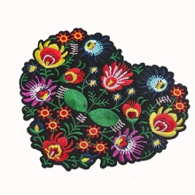 F 10161 Floral Embroidery Patch for Qipao ���۴�������