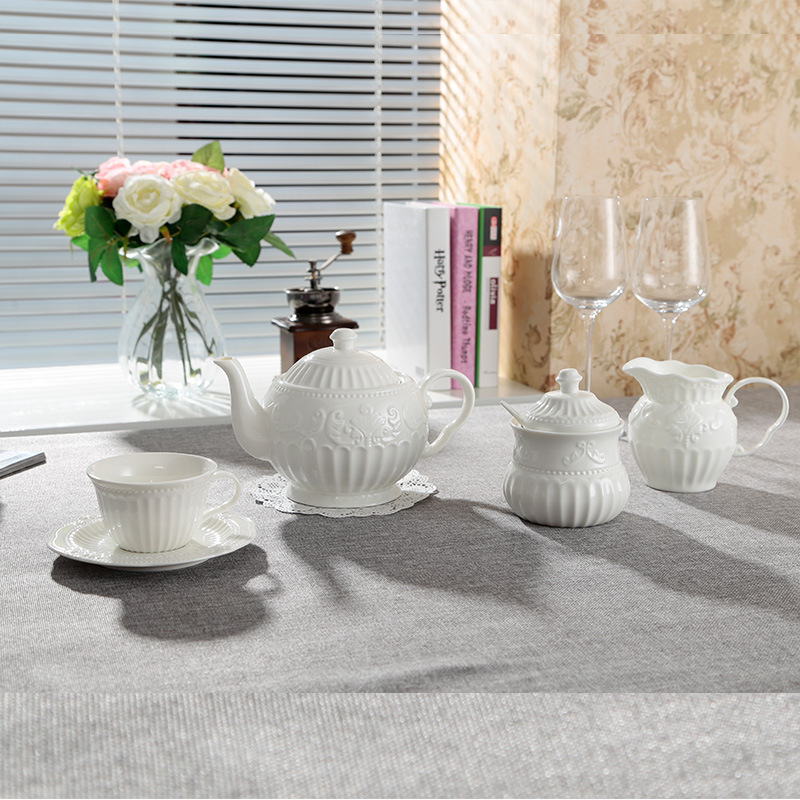 Fine embossed ceramic baroque tea pot afternoon tea pot leaf coffee pot tartary buckwheat tea barley tea kettle Fine embossed ceramic baroque tea pot afternoon tea pot leaf coffee pot tartary buckwheat tea barley tea kettle