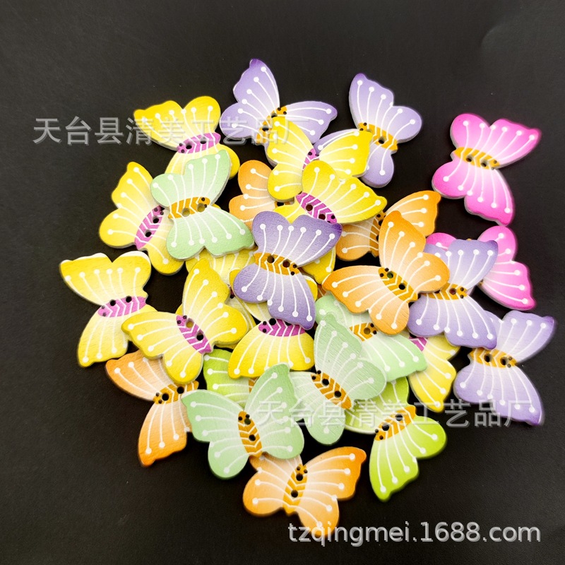 25*20mm fondo blanco pintado estampado a rayas mariposa botón de madera fondo blanco rayas mariposa impresión 50 un paquete