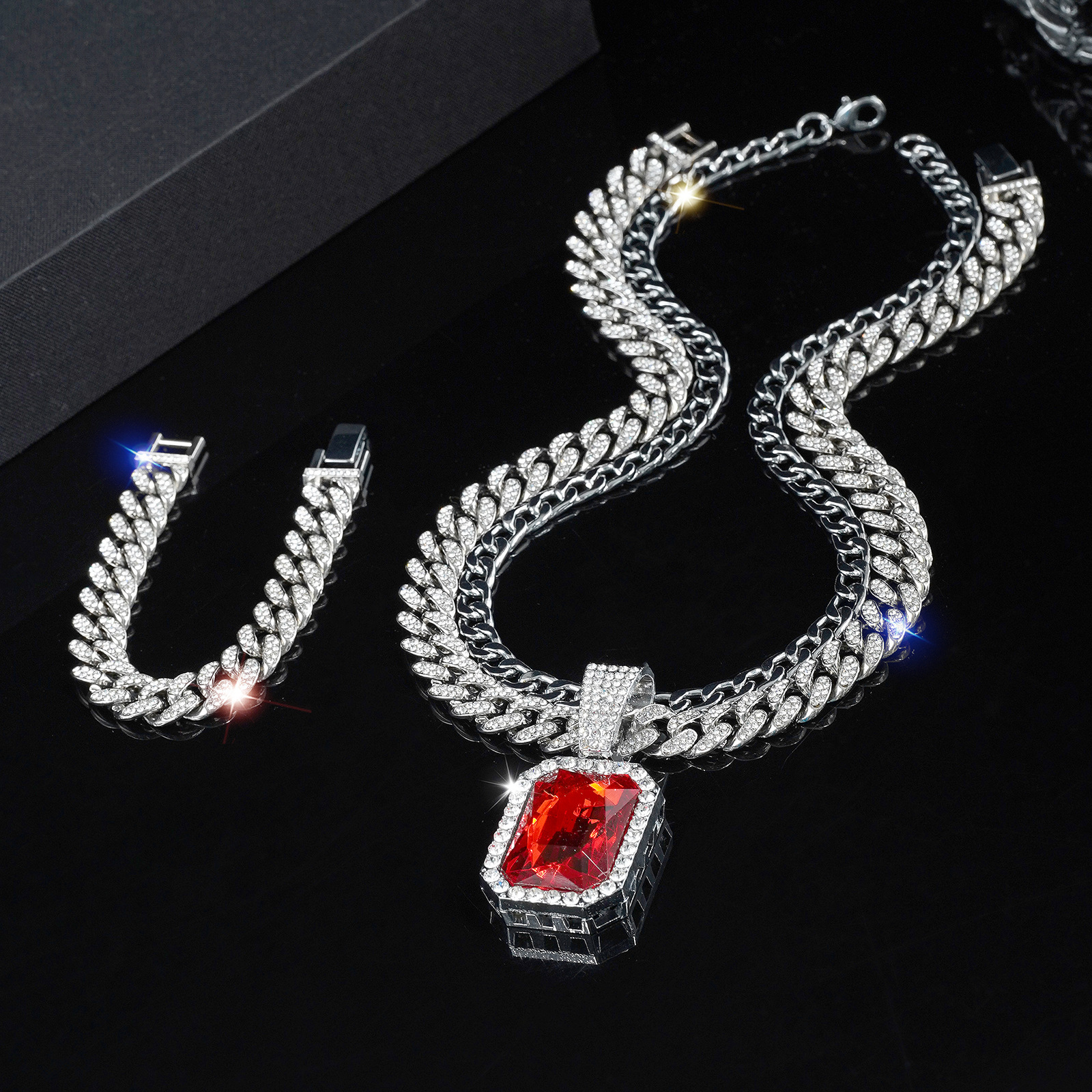 Ensemble élégant de collier et bracelet à chaîne cubaine avec pendentif en rubis carré et diamants Hip Hop_voghion.com