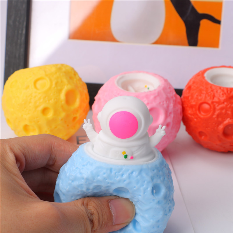 Creative Decompression Cute Cheese Mouse Cup Squeezing Toy 1pcs display picture 3