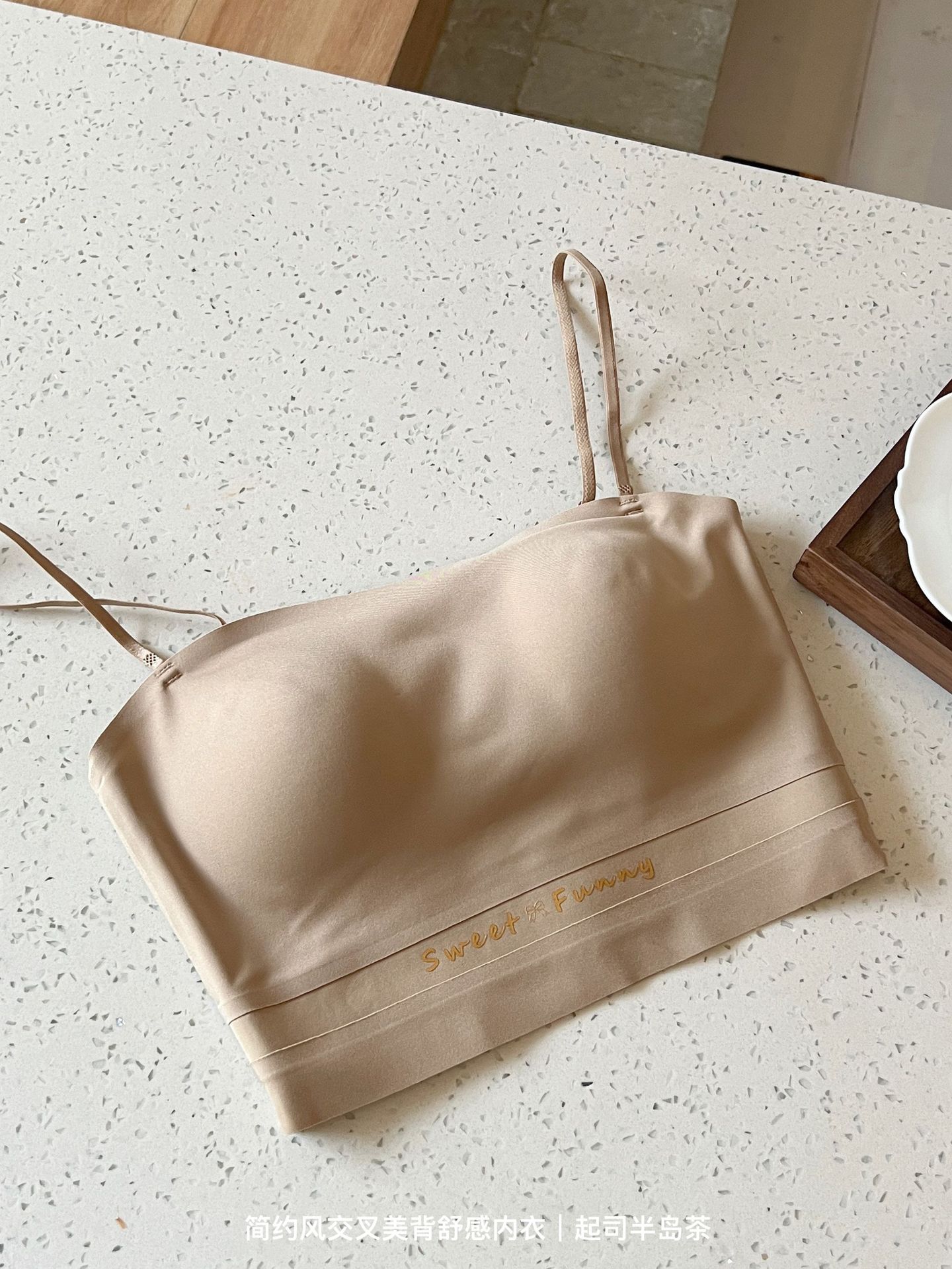 Ventas directas de fábrica comercio electrónico transfronterizo sudeste asiático Vietnam Tailandia ropa interior chaleco simple hueco hermoso espalda cómodo sujetador de texto