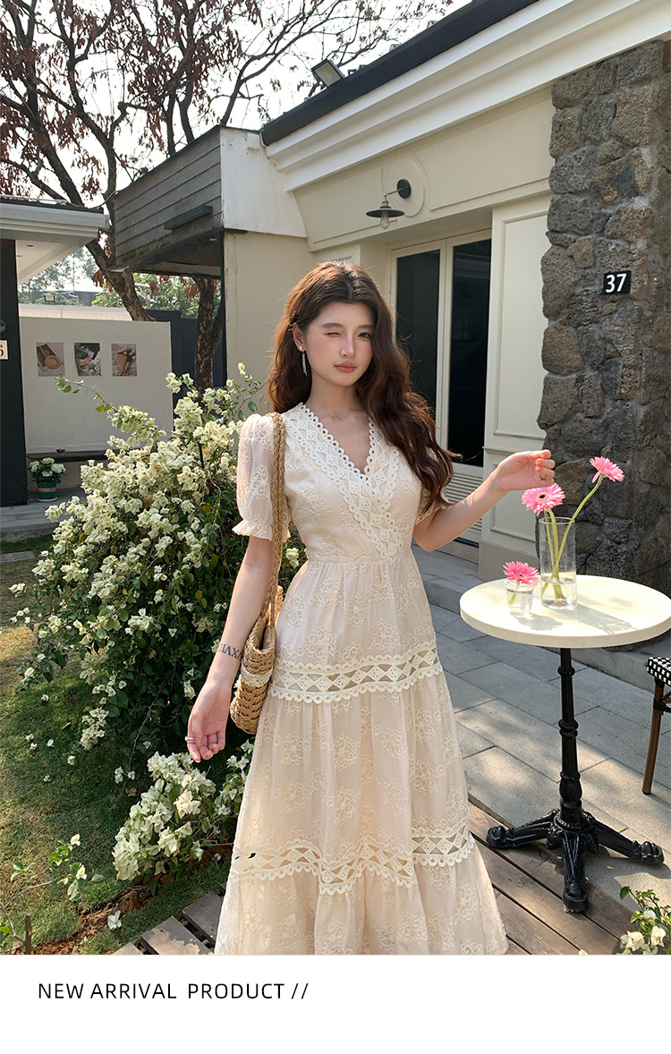 Đầm maxi nữ tay bồng ren hoa V cut-out phong cách Pháp cung đình — xanh lam, màu hồng, màu mơ chi tiết 9