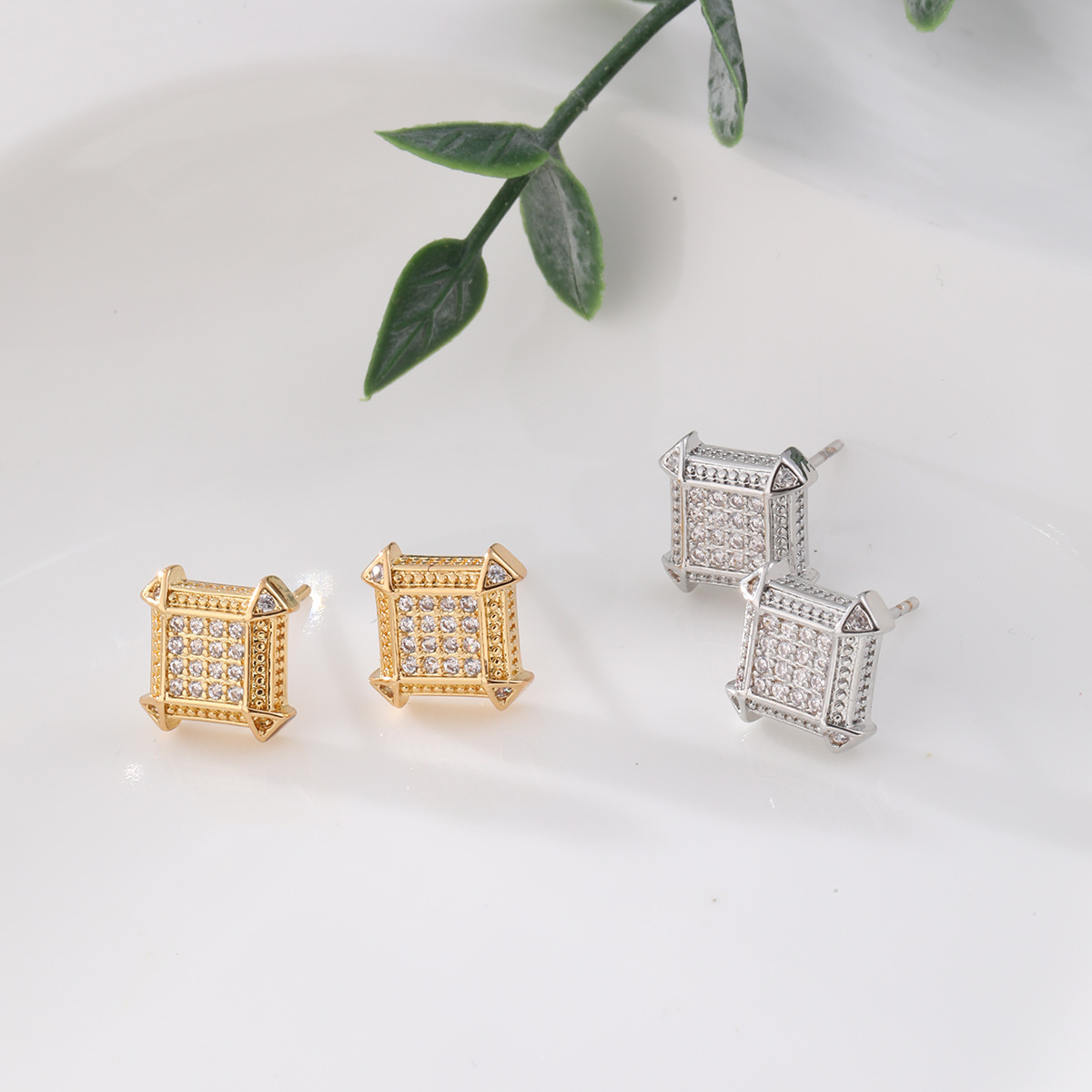 Minimalist Men's Stud Earrings In Stainless Steel For Daily Wear_voghion.com
