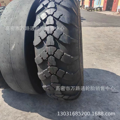 Off-road vehicle transport 1220x400-533 15.00-21 425/95-21 truck tire Russia (Yolsuzluq şinləri)