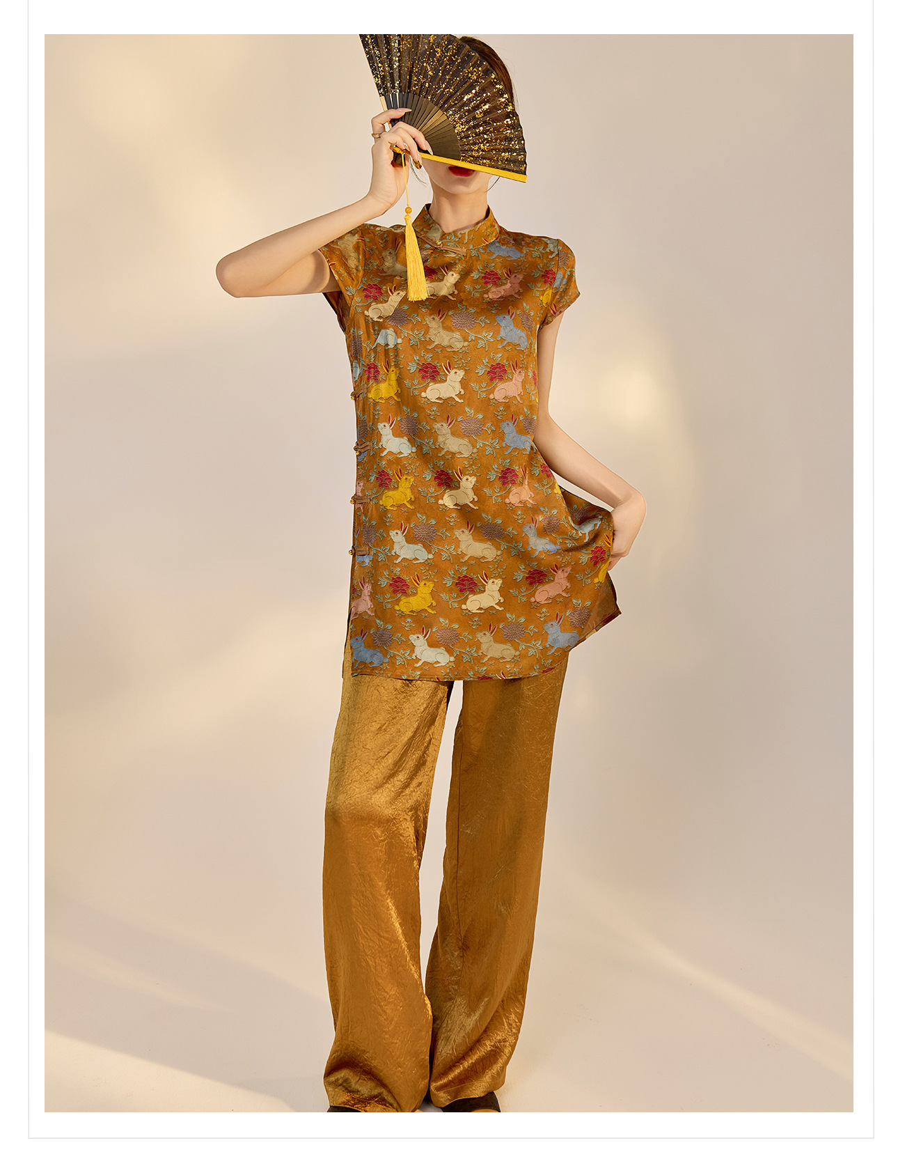 Đầm suông midi chữ A vải rayon thêu hoa cách tân cổ điển Trung Quốc — Màu đỏ san hô, Màu caramel chi tiết 32