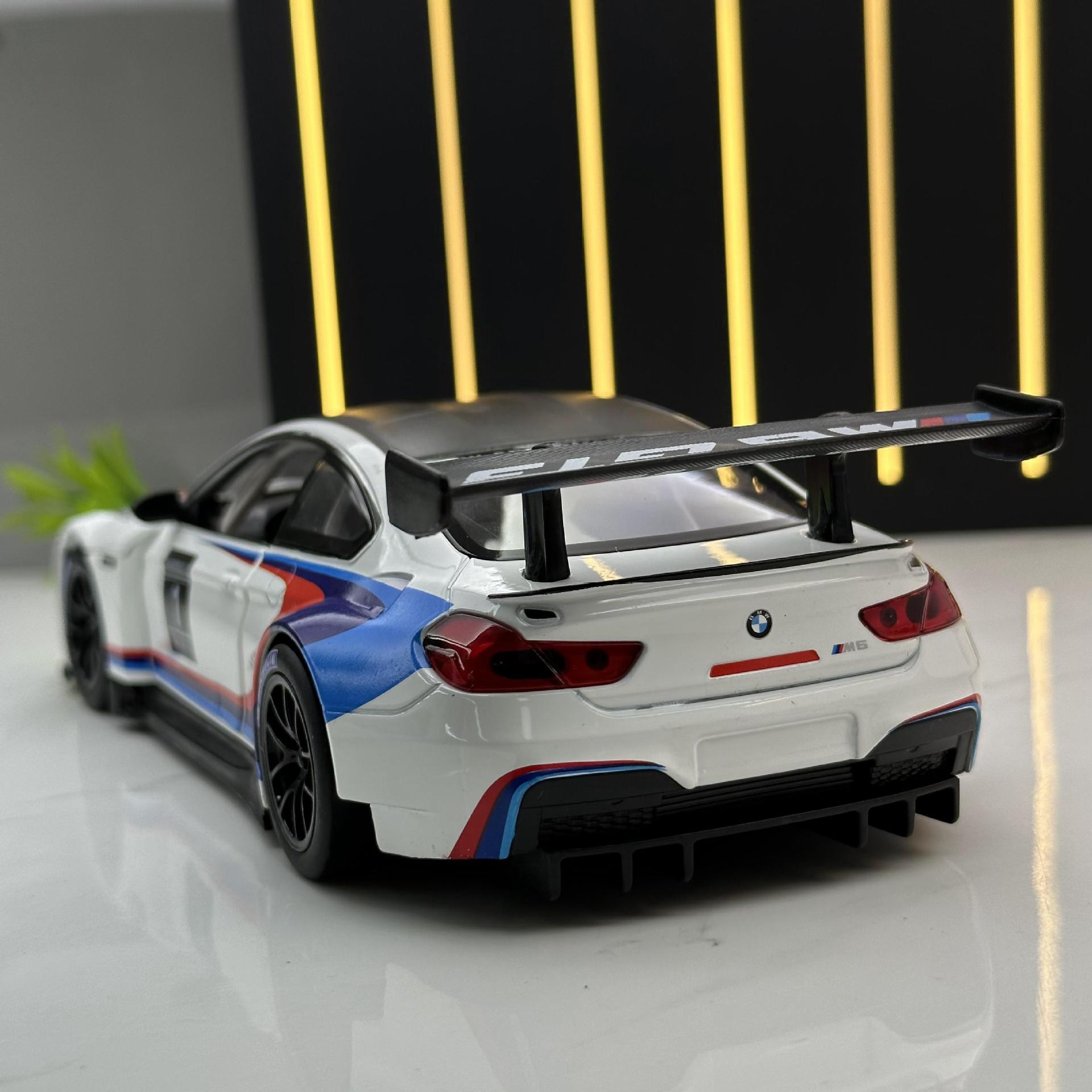 Caipo modelo de coche de aleación 1 a 24 BMW M6GT3 coche deportivo sonido iluminación juguete coche música modelo decoración colección