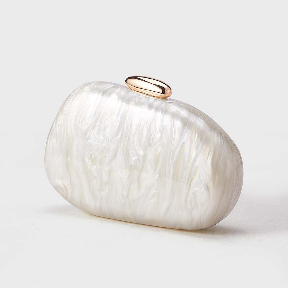 Borsa a tracolla leggera e lussuosa da donna in acrilico con conchiglia - Elegante pochette per feste serali, matrimoni e uso quotidiano. Borsa a tracolla alla moda in acrilico con conchiglia._voghion.com