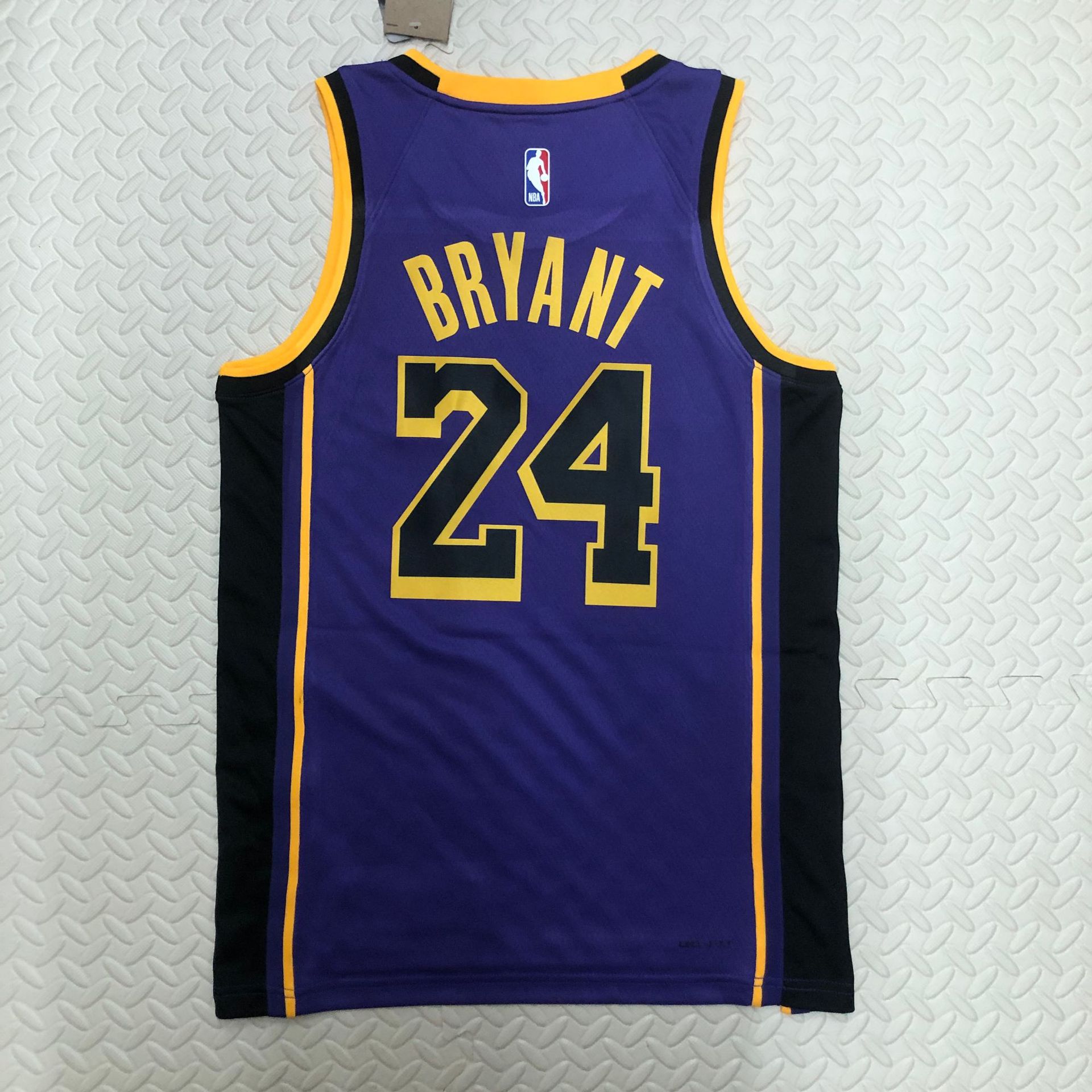 23赛季湖人队飞人限定23号詹姆斯24号科比3号戴维斯威少NBA球衣-阿里巴巴