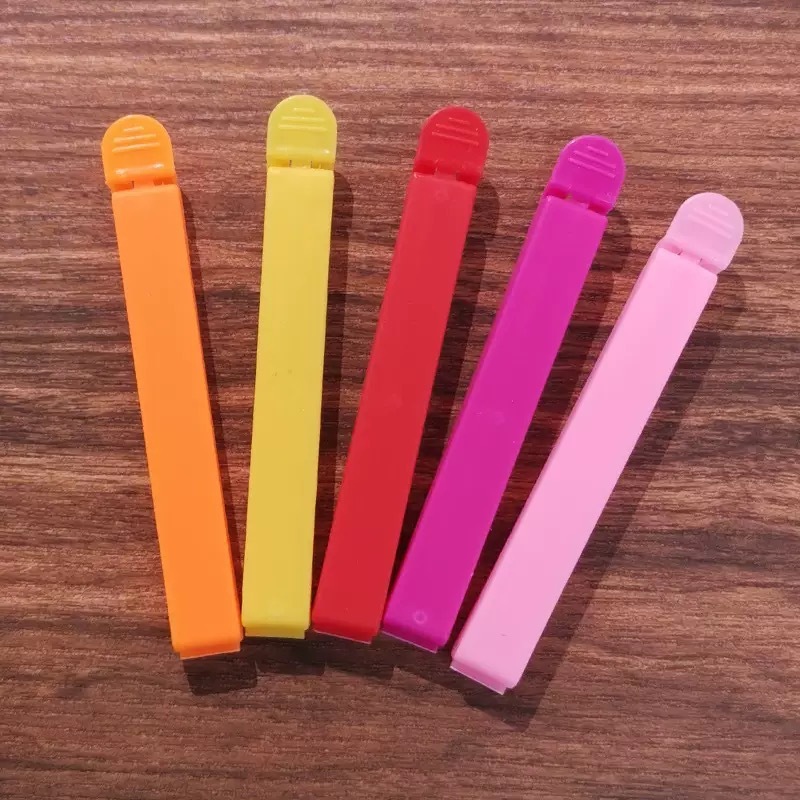 メーカー卸売り食品袋防湿シールクリッププラスチック漫画シールクリップサイズオプションロゴ|undefined