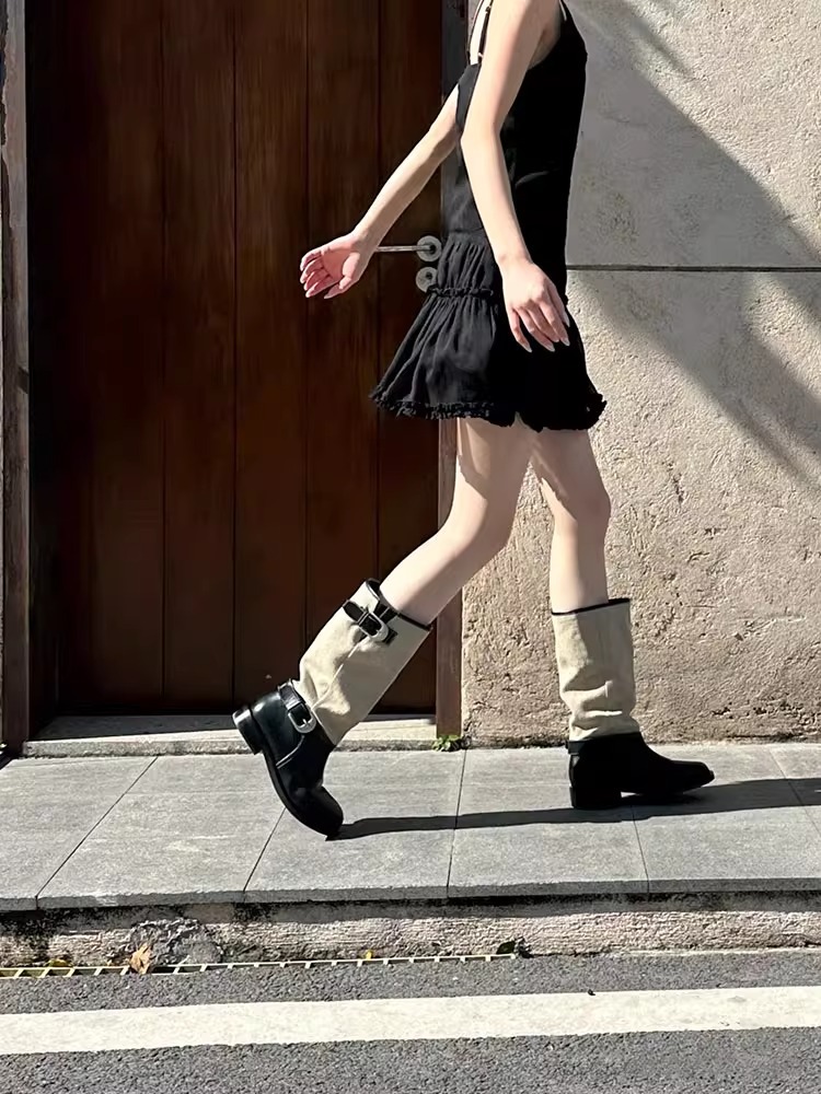 Botas altas de senhora em pele de vaca estilo britânico_voghion.com