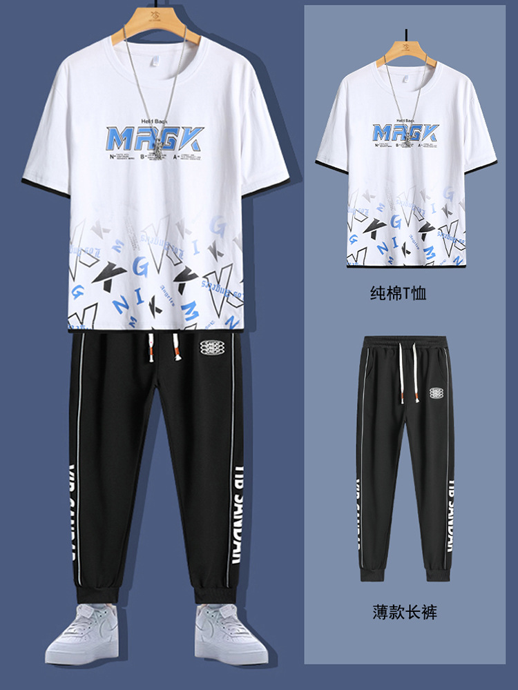 Conjunto de dos piezas para hombres jóvenes, nuevo estilo de verano para estudiantes de secundaria y preparatoria, camiseta de manga corta de algodón puro y pantalones largos, atuendo informal.