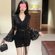 大码纯欲性感领蕾丝拼接喇叭袖包臀裙气质修身显瘦秋冬连衣裙女