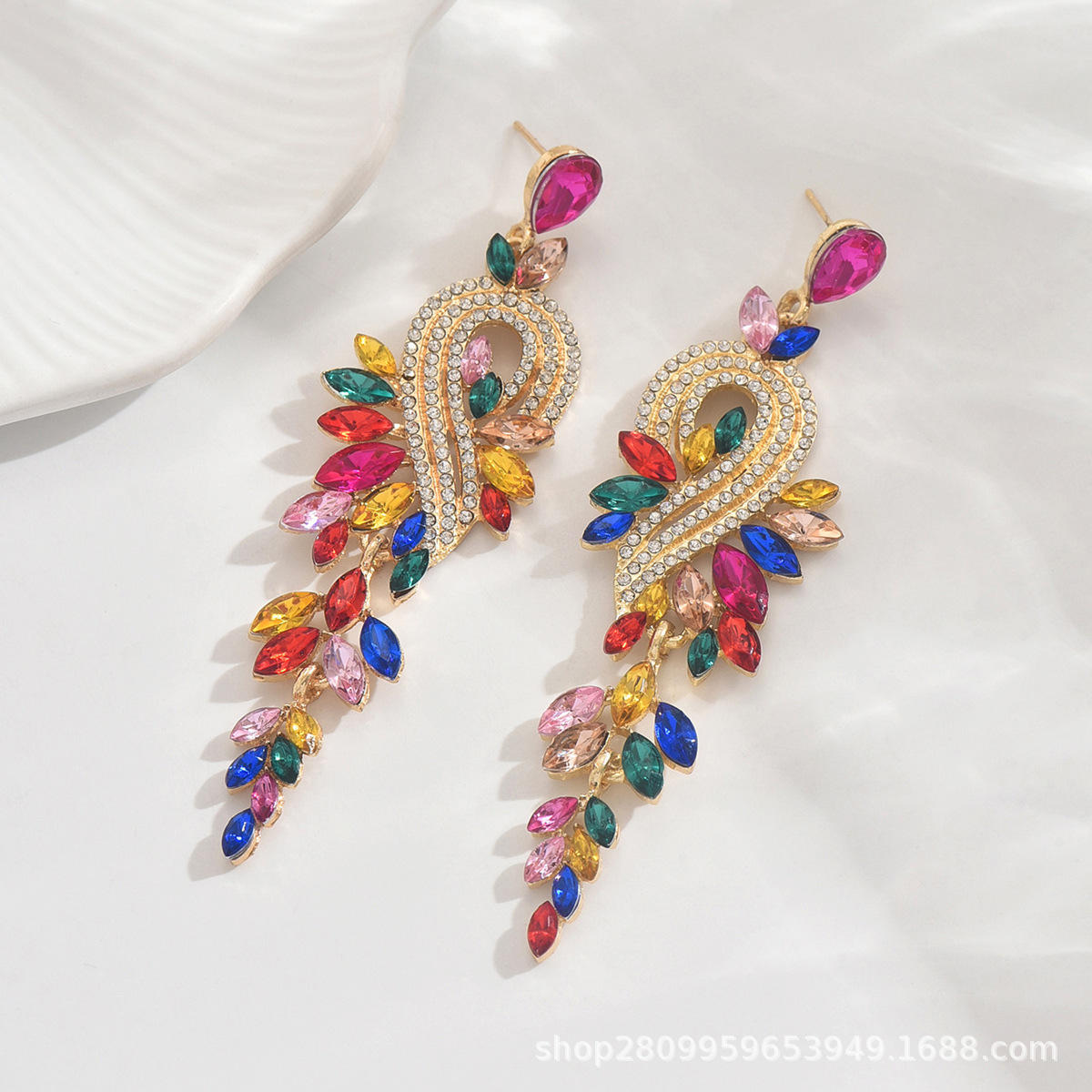 Factory direct selling acrylic retro long phoenix tassel earrings diamond stud earrings 2445