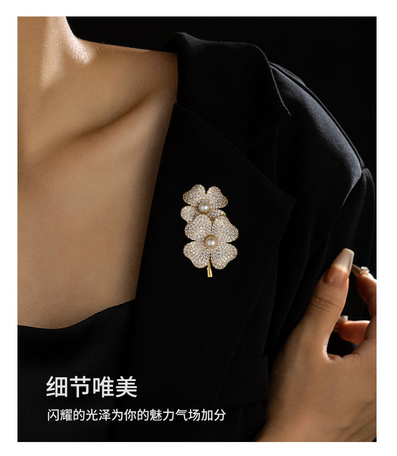 法式复古幸运草胸针小众时尚百搭四叶草胸花新品网红潮