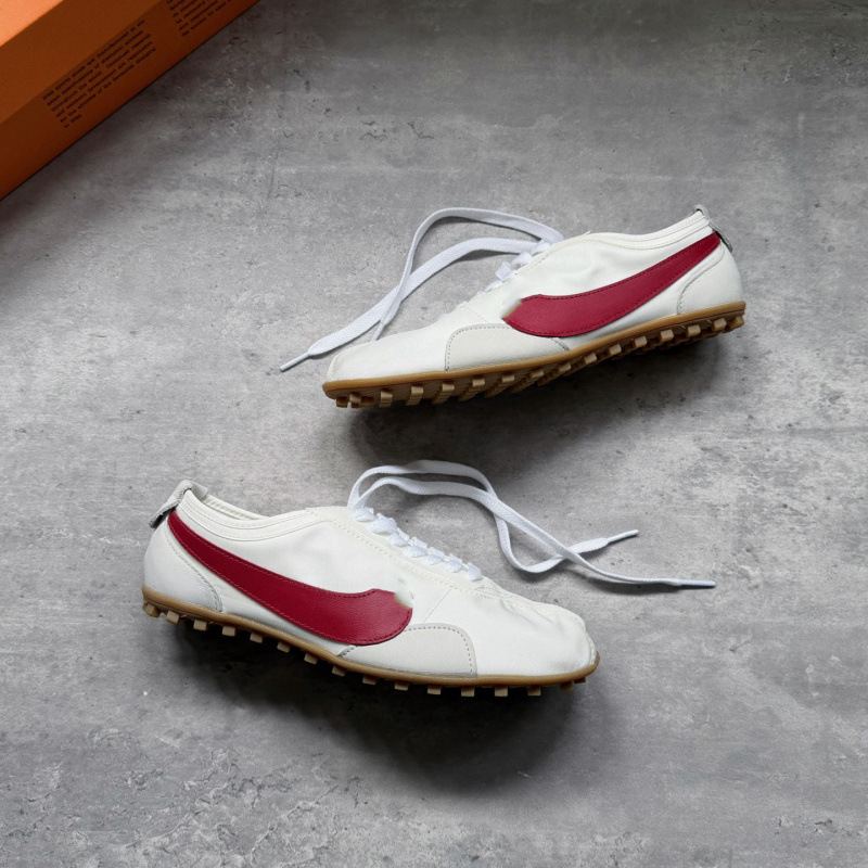 Pure Original Moon Shoe Moon Landing Thin Sole Shoes, Co-branded Ballet Moon Shoes, Unisex Casual Retro German Training and Forrest Gump Shoes