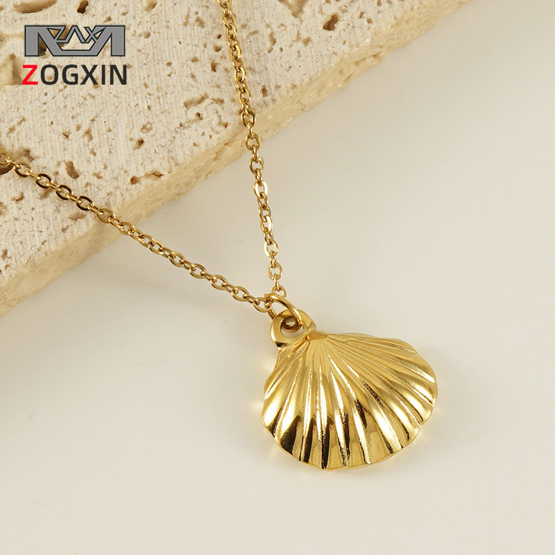 small design pendant stainless steel