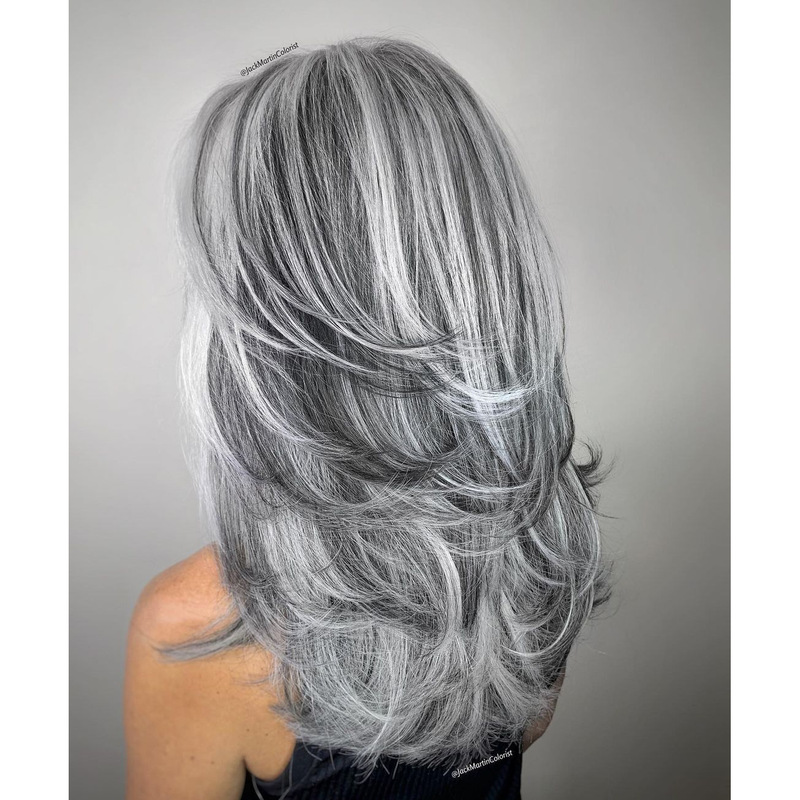 Cross-border wig European and American wig women's long curly hair chemical fiber wig headgear long gray fluffy wig headgear