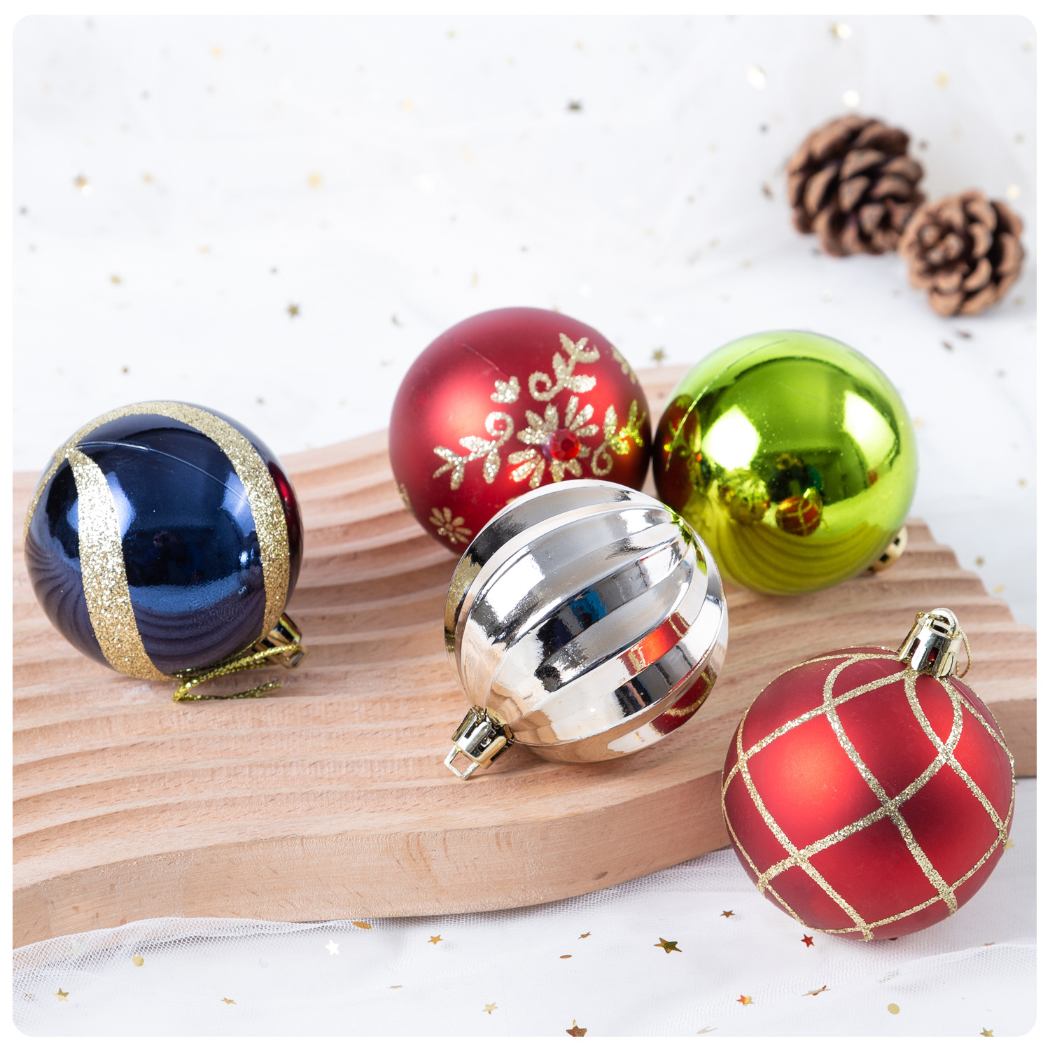christmas tree ornaments.jpg