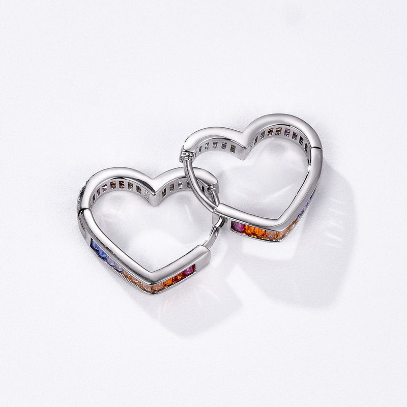 Pendientes de amor de circonio de color de dopamina nuevo estilo transfronterizo Pendientes de tesoro de color multicolor con incrustaciones de plata S925, moda europea y americana, todo fósforo