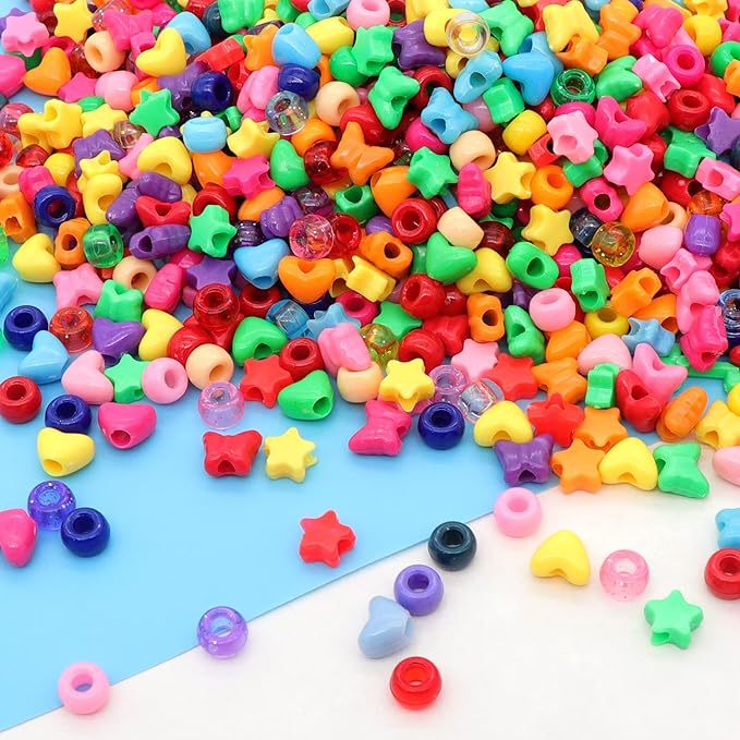 Amazon Hot Sale 900 Pcl Multicolor Plastic DIY Perforated Beads Bulk Rainbow Beads Friendship Bracelet Pony Beads