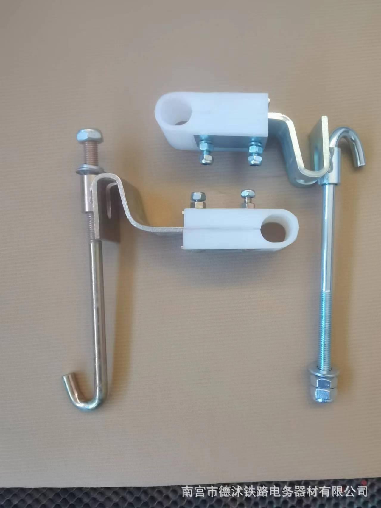 7b0c9452fb19bc859280de58d8c96f