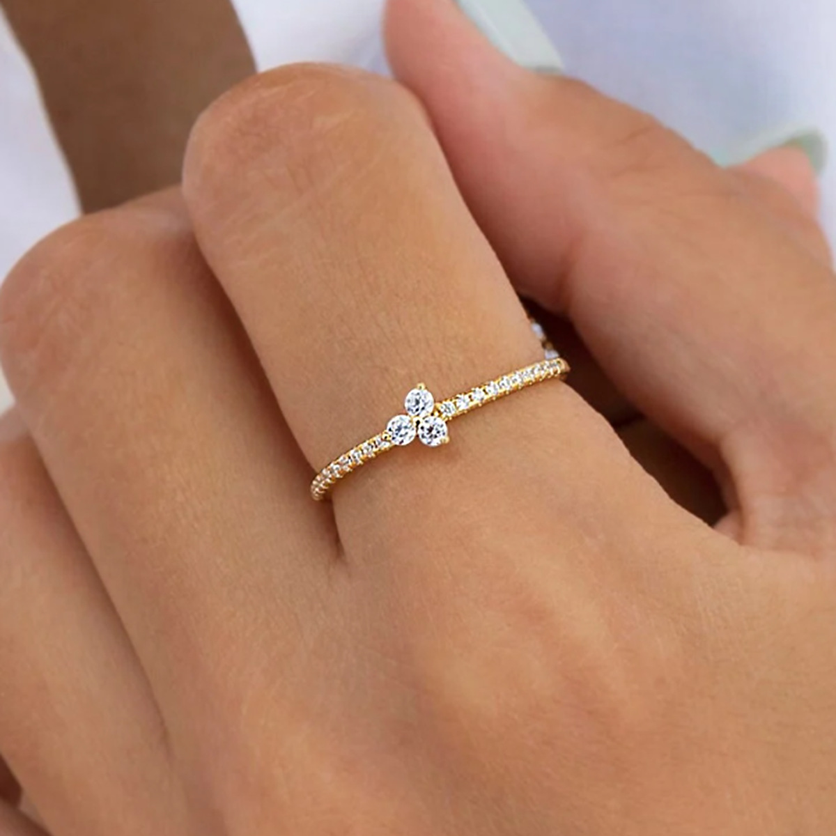 Estilo coreano ins simple luz de lujo anillo de plata esterlina hembra micro incrustaciones de ZIRCON nicho todo fósforo Internet celebridad fina anillo pulsera