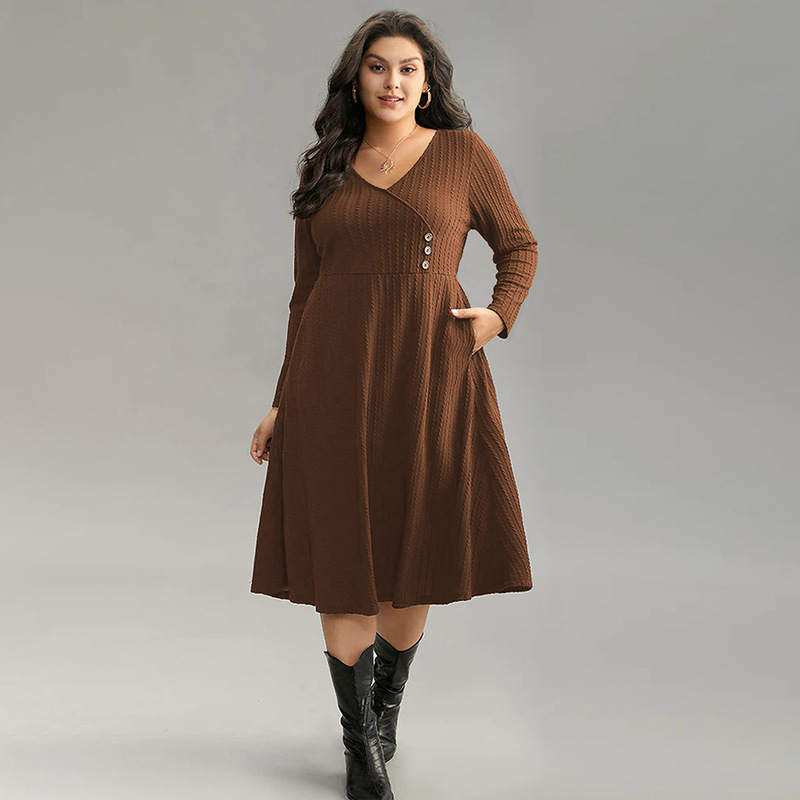 Amazon's Best-Selling Plus-Size Women's Fashion Simple V-Neck Dress, New Spring and Summer Versatile Commuter Style Mid-Length Dress