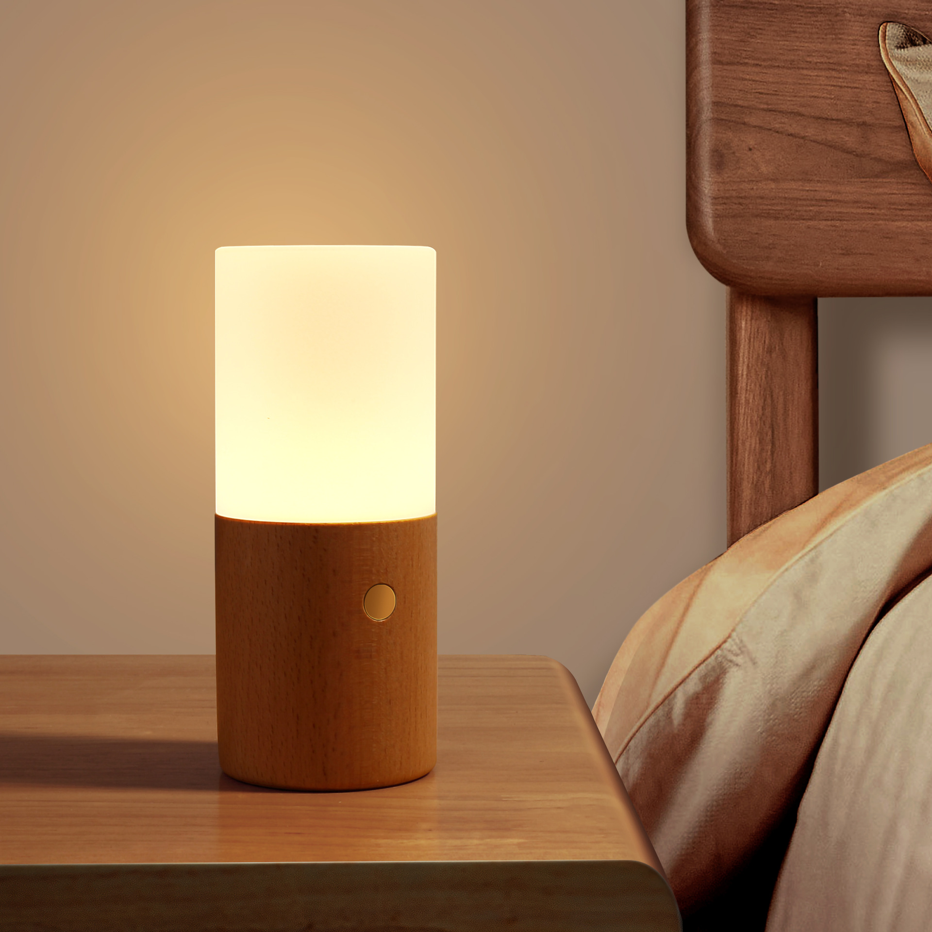 It's great to change the colorful color change atmosphere light, warm light, northern European simple log bed head night light romantic gift 3