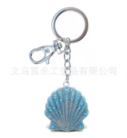 项链;金属工艺品;胸针