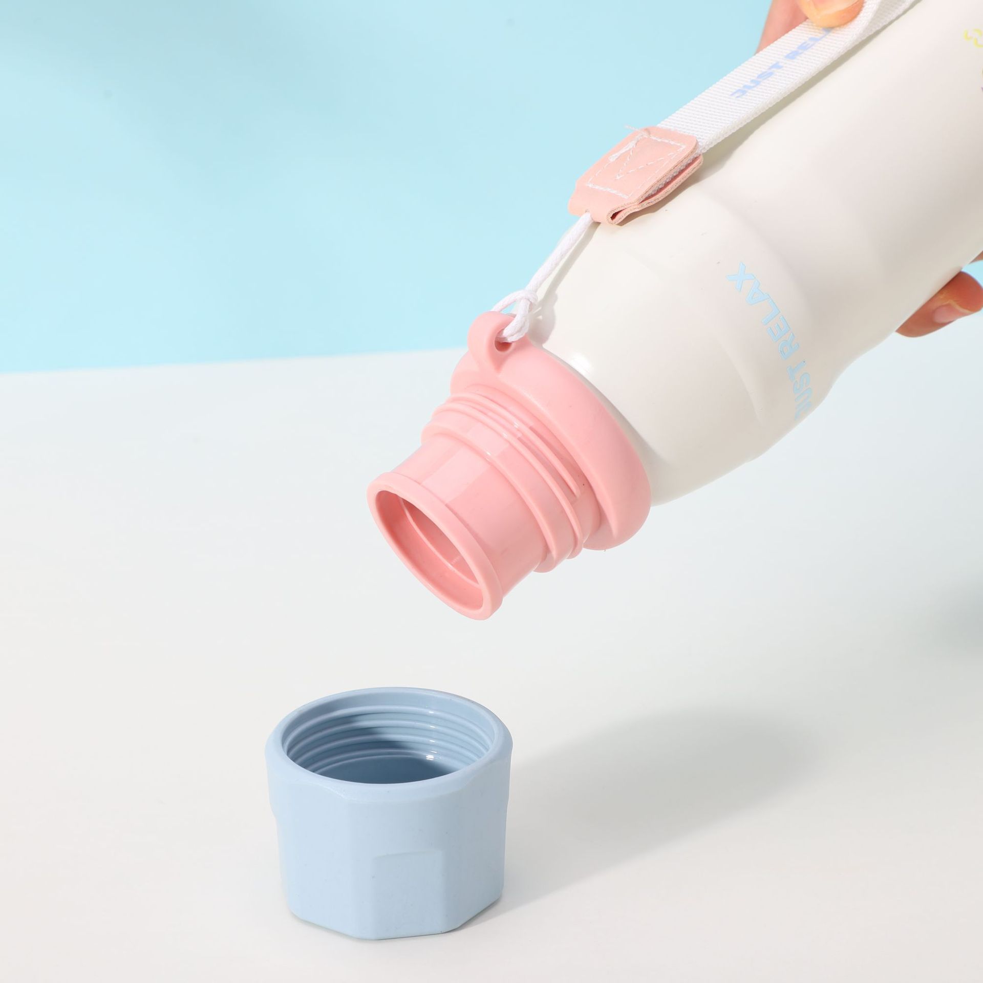 Customised Stainless Steel Insulated Water Cup With Handle_voghion.com