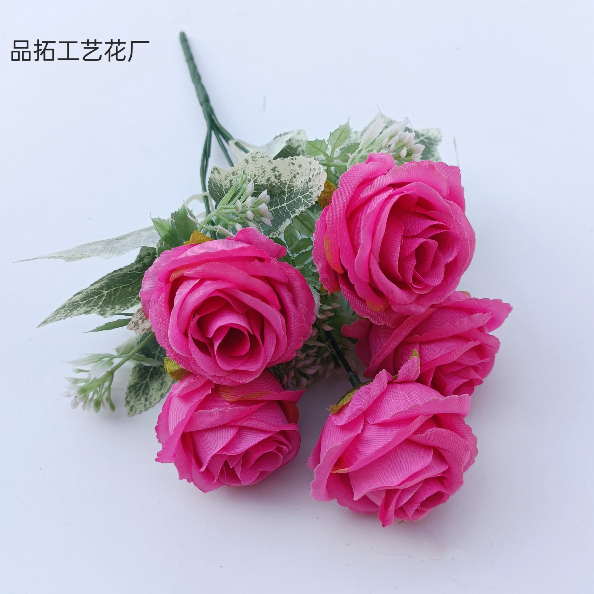 로즈 레드