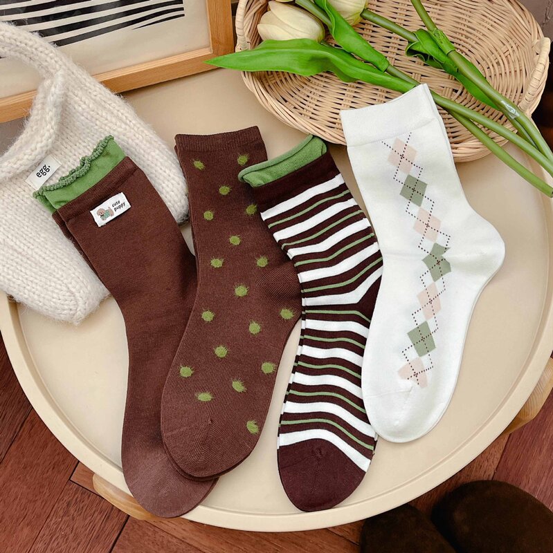 Alice & Andy Autumn and Winter New Green and Brown Elf Coluri Stripesd Mid-Calf Socks Trendyy Versatile Warm Women's Socks
